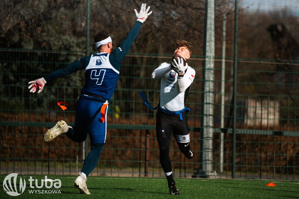 Kolejka futbolu flagowego w Wyszkowie