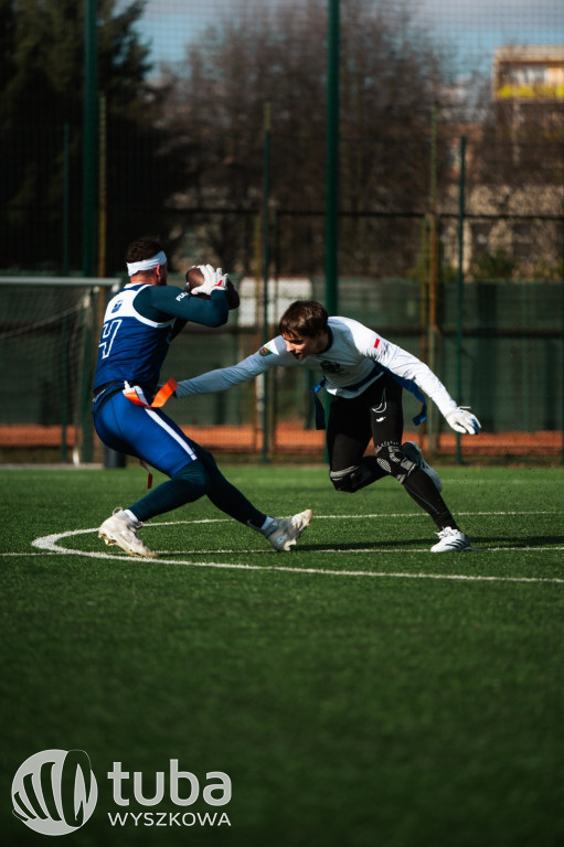 Kolejka futbolu flagowego w Wyszkowie