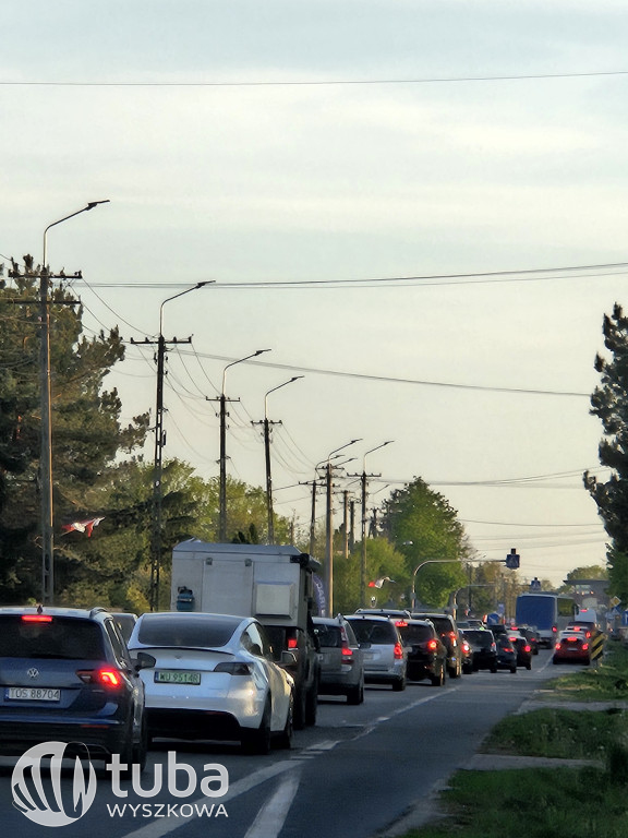Powroty z weekendu i korki na wyszkowskich drogach