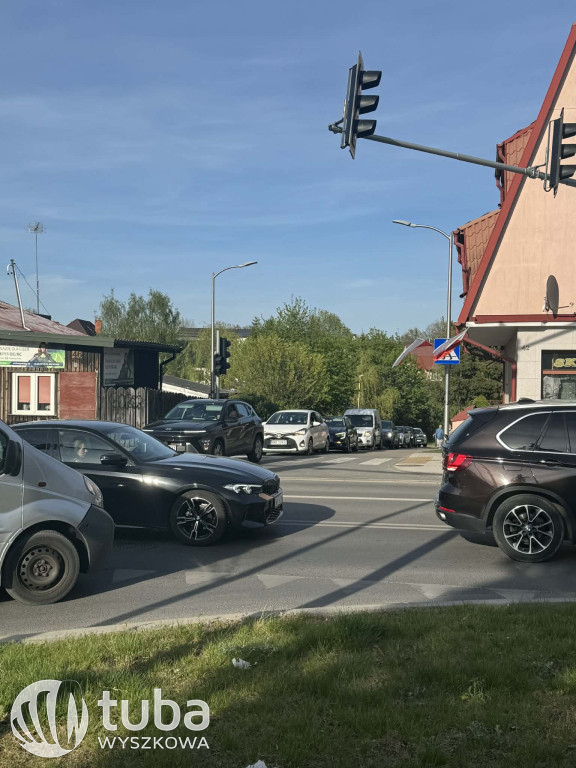 Powroty z weekendu i korki na wyszkowskich drogach