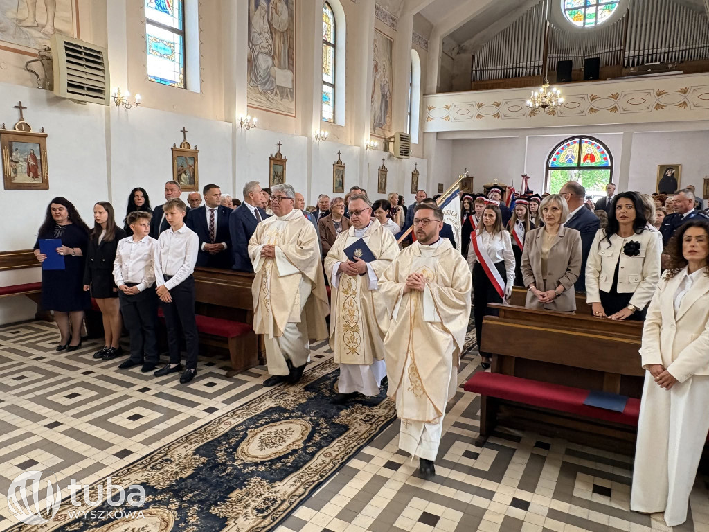 Uroczystość nadania imienia SP w Ulasku