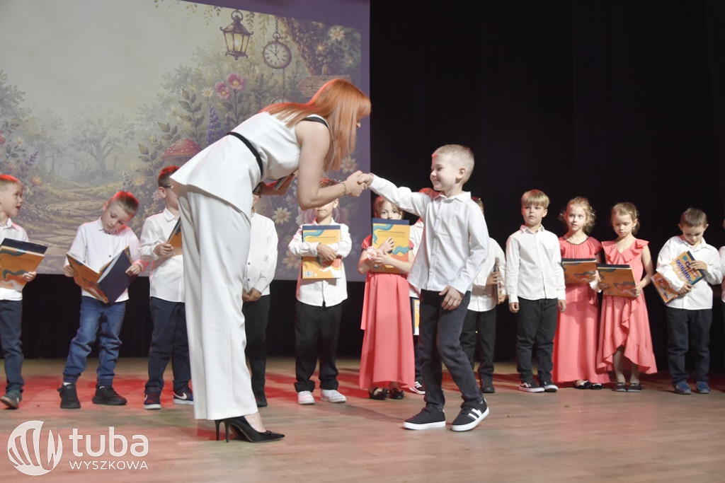 Magiczny ogród na zakończenie roku w „Bajce”