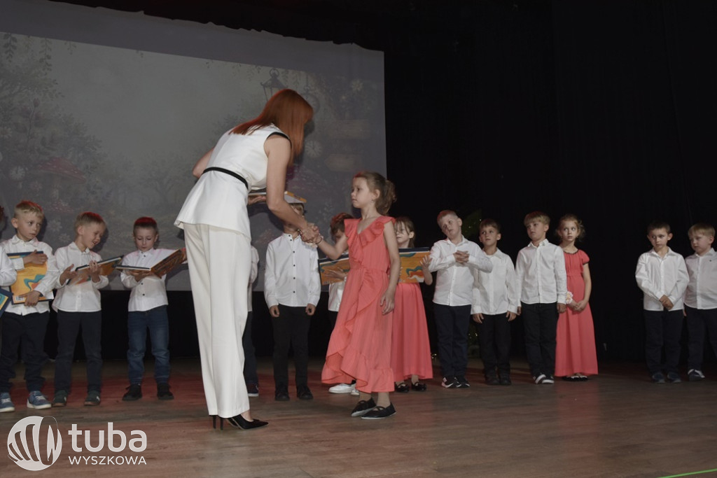 Magiczny ogród na zakończenie roku w „Bajce”
