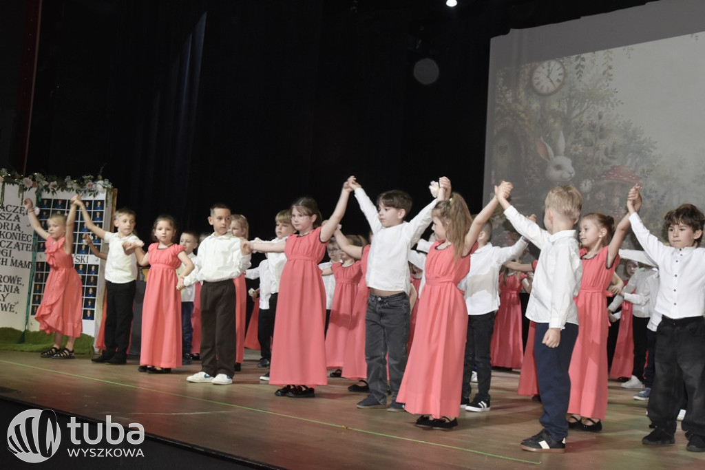 Magiczny ogród na zakończenie roku w „Bajce”