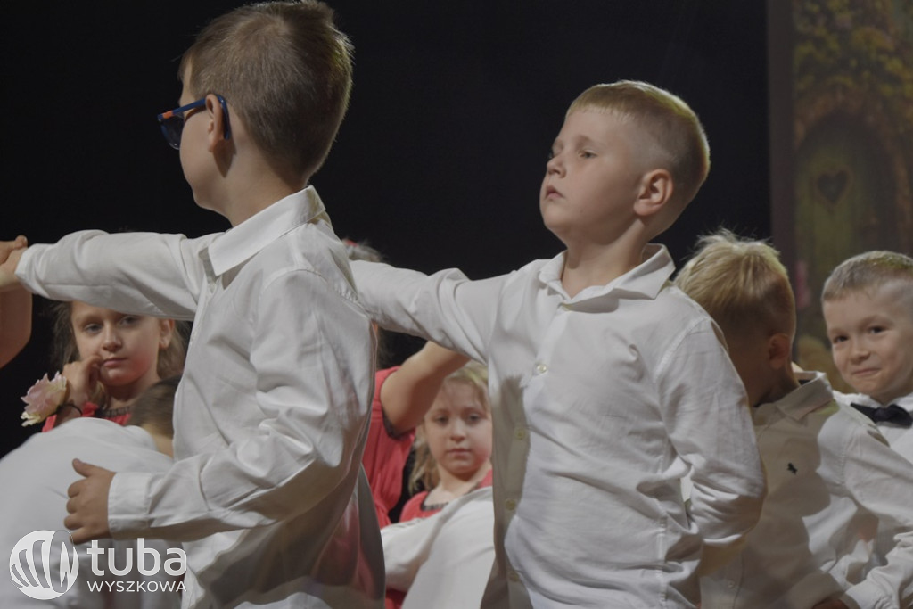 Magiczny ogród na zakończenie roku w „Bajce”