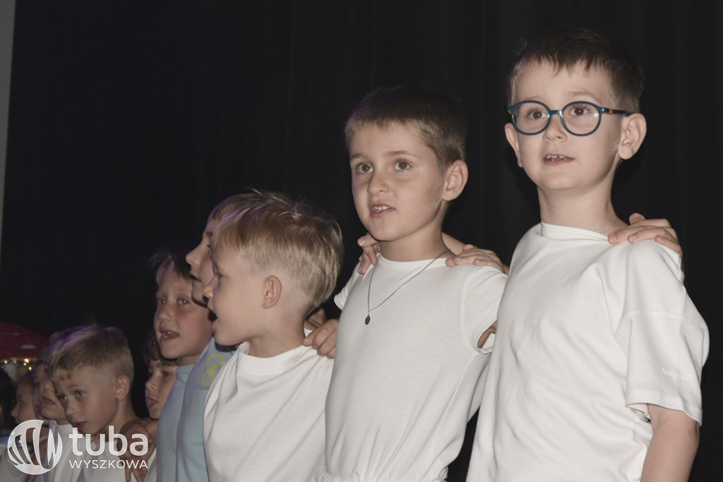 Magiczny ogród na zakończenie roku w „Bajce”