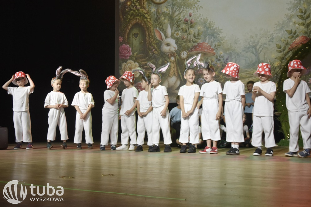Magiczny ogród na zakończenie roku w „Bajce”
