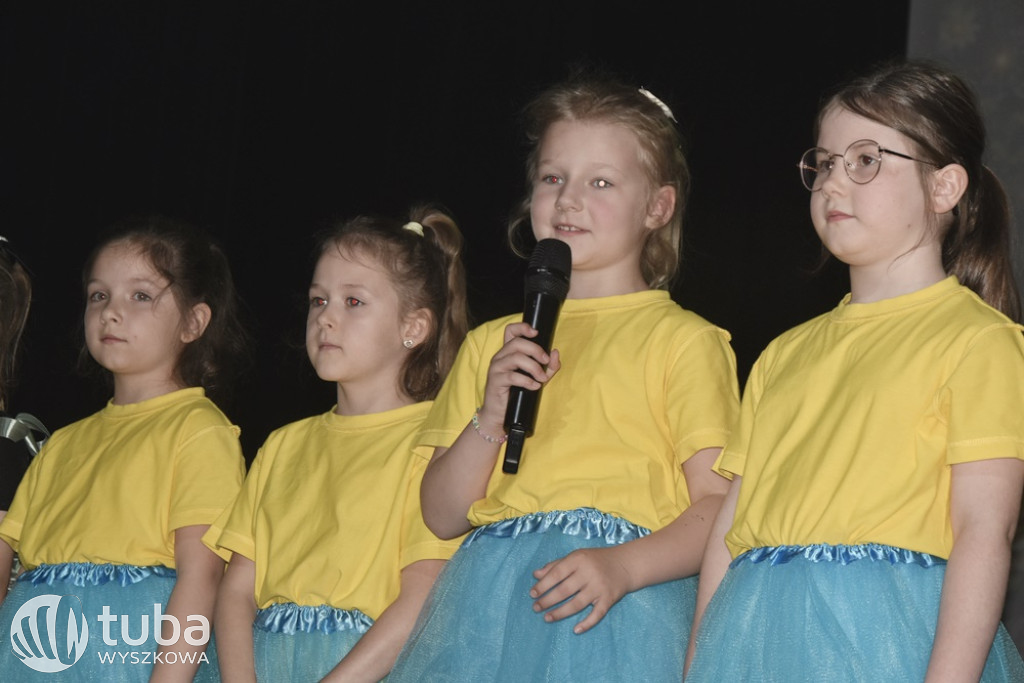 Magiczny ogród na zakończenie roku w „Bajce”