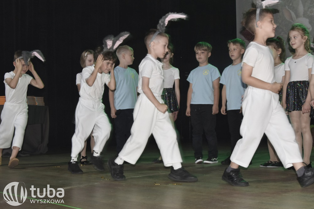 Magiczny ogród na zakończenie roku w „Bajce”