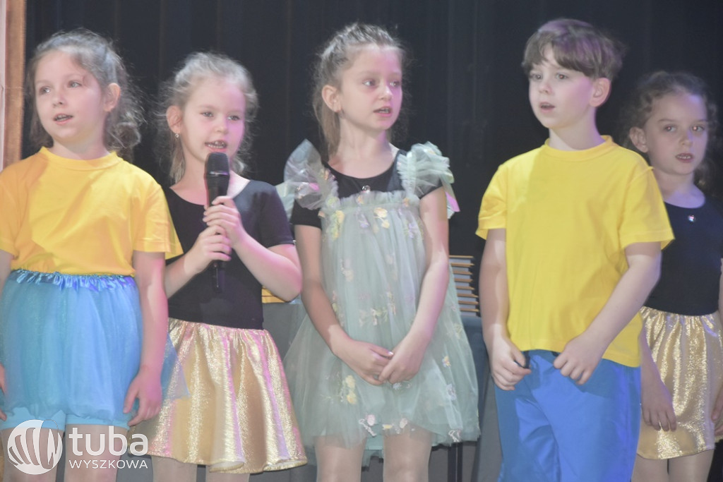 Magiczny ogród na zakończenie roku w „Bajce”
