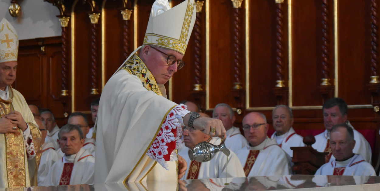 Konsekracja kościoła w parafii Świętej Rodziny