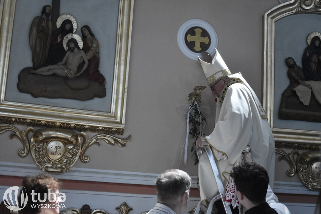Konsekracja kościoła w parafii Świętej Rodziny