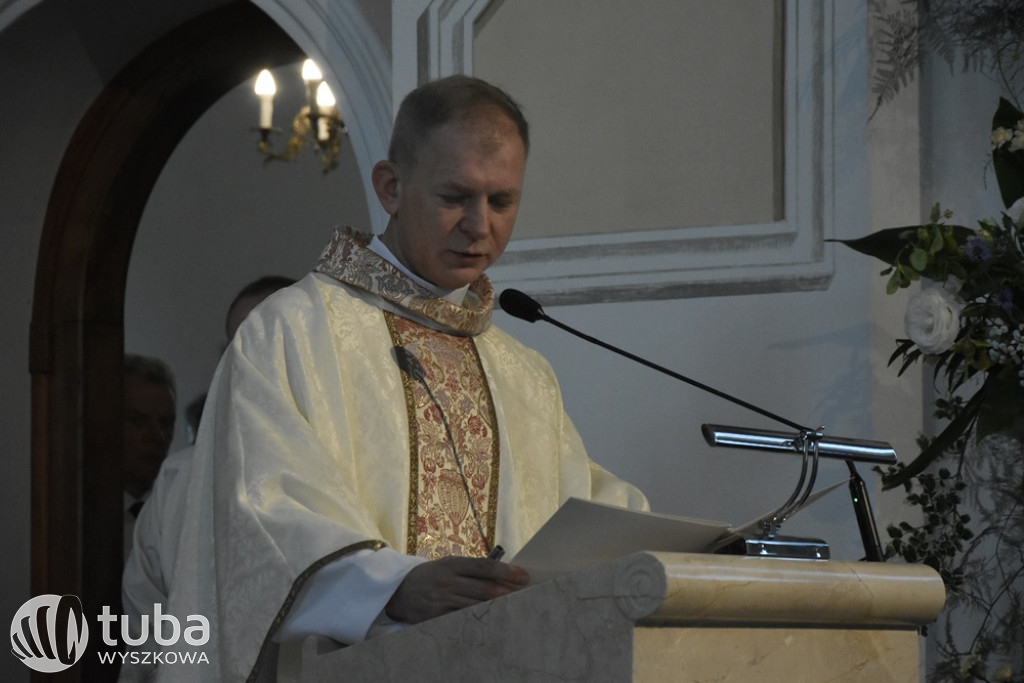 Konsekracja kościoła w parafii Świętej Rodziny