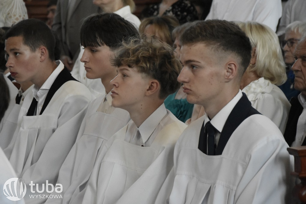 Konsekracja kościoła w parafii Świętej Rodziny