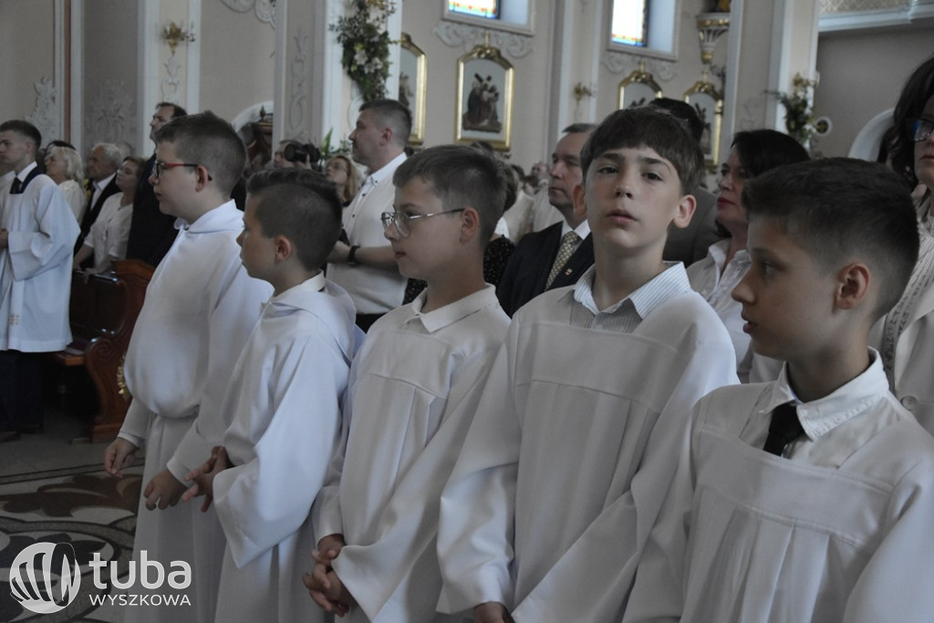 Konsekracja kościoła w parafii Świętej Rodziny