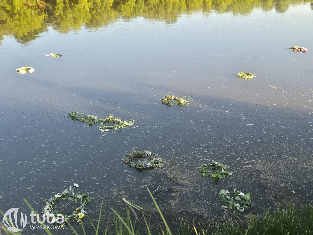 Piknik i wianki nad Bugiem w Rybienku Starym