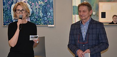 Moje prace prowadzą dialog z widzem. Wernisaż Arkadiusza Michalika w Wyszkowie