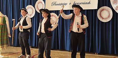 „Pamiętając o korzeniach”. Gminny Przegląd Piosenki Ludowej w Wyszkowie