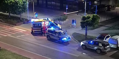 Nocna interwencja policji w Wyszkowie. Doszło do szarpaniny kilkunastu osób