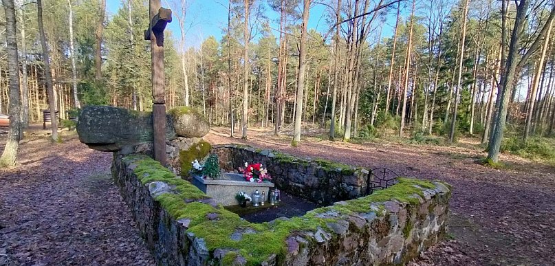 Mękaliny, miejsce pamięci, które czeka na ocalenie