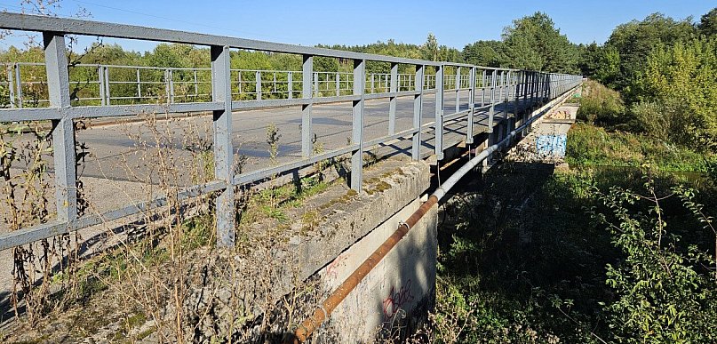 210 podpisów w sprawie mostu w Kamieńczyku. Jest apel starosty i ruch radnych