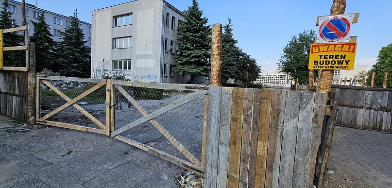 Rusza budowa. Co powstanie w miejscu dawnej przychodni zdrowia?