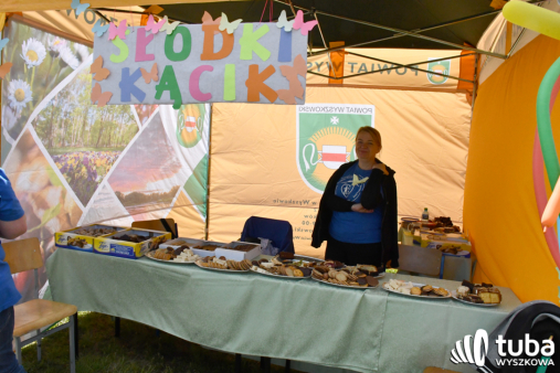 Piknik w barwach szczęścia 