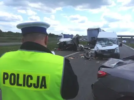 Poczwórne zderzenie na S8 (AKTUALIZACJA)