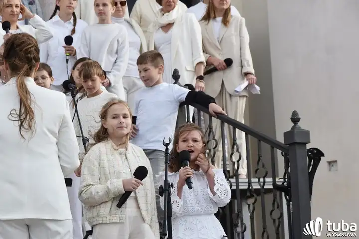 Przez muzykę i śpiew otwierają się na Boga