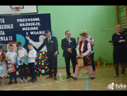 Dumni ze swego patrona. Szkoła Podstawowa w Leszczydole-Nowinach od 20 lat z Janem Pawłem II