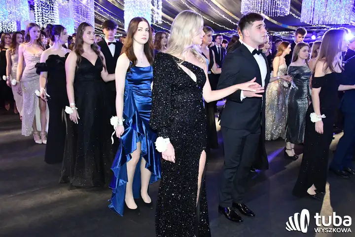 "Ten wieczór jest dla was". Studniówka 2025 I LO w Wyszkowie (VIDEO)