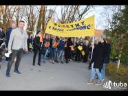 "Bądźcie z nami, z nauczycielami!". Marsz poparcia nauczycieli w Wyszkowie (video)