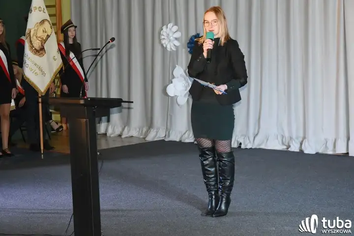 "Ta szkoła jest pięknym składnikiem naszego miasta". 20 lat Zespołu Szkół nr 3  