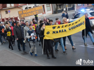 "Bądźcie z nami, z nauczycielami!". Marsz poparcia nauczycieli w Wyszkowie (video)