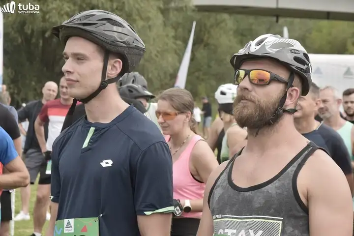 "30 kilometrów w nogach, ramionach i sercach"