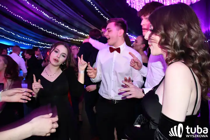 "Ten wieczór jest dla was". Studniówka 2025 I LO w Wyszkowie (VIDEO)