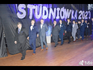 Baśniowy bal studniówkowy maturzystów Zespołu Szkół nr 3 w Wyszkowie (video)