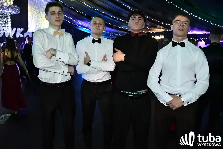 "Ten wieczór jest dla was". Studniówka 2025 I LO w Wyszkowie (VIDEO)