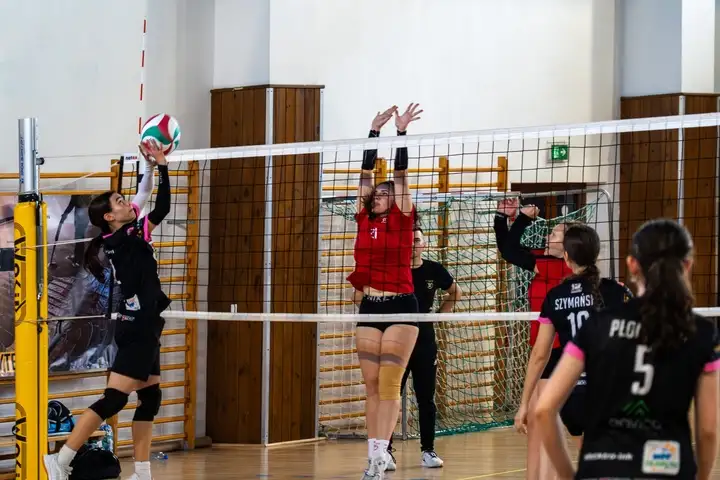 Triumf siatkówki! Za nami historyczny I Turniej Kadetek Volley Wyszków