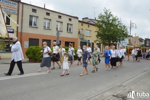 Niech Eucharystyczny Jezus będzie uwielbiony