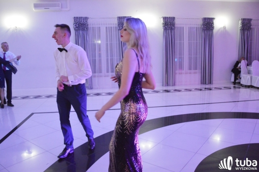 „Bal na sto par”. Studniówka Zespołu Szkół nr 1 w Wyszkowie (VIDEO)