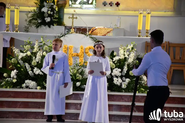 "By serca nasze były gorące". I komunia św. w parafii pw. św. Wojciecha