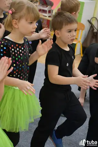 Roztańczone przedszkolaki