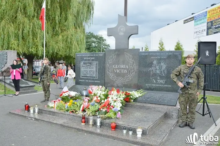 "Chcieli być wolni i wolność zawdzięczać sobie samym..." 