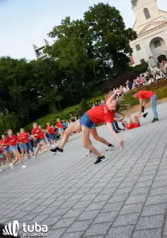 Roztańczony flashmob "Sylaby"