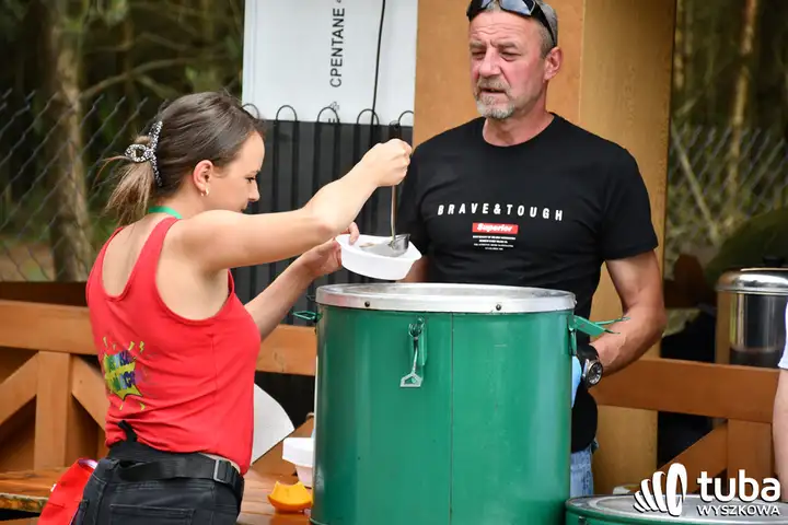 Po sąsiedzku i rodzinnie bawili się w Leszczydole-Nowinach (VIDEO)