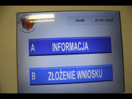 Ruszył nabór wniosków o wypłatę "500 plus" i 300 zł na wyprawkę szkolną