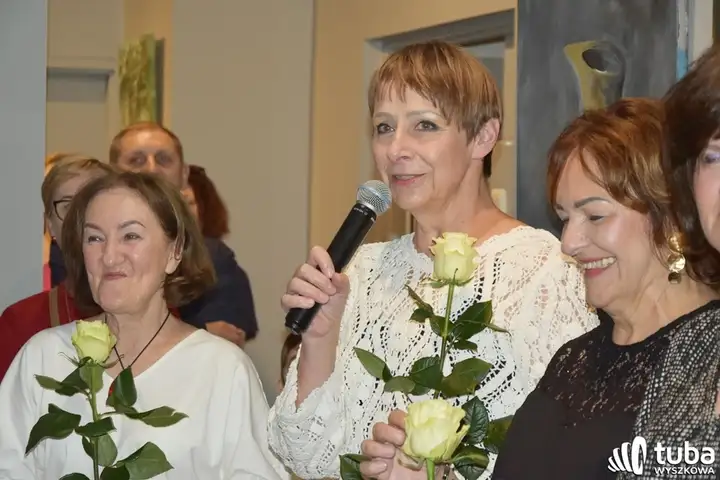 "Patrzycie przez świat obrazem"