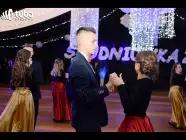 Baśniowy bal studniówkowy maturzystów Zespołu Szkół nr 3 w Wyszkowie (video)