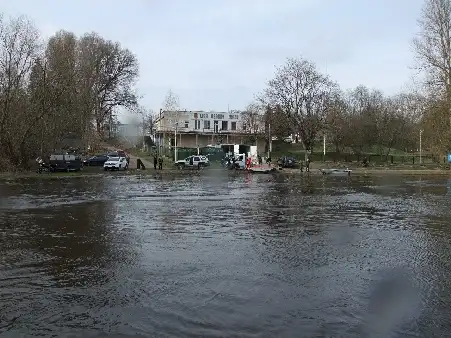 675 kg szczupaków trafiło do Bugu